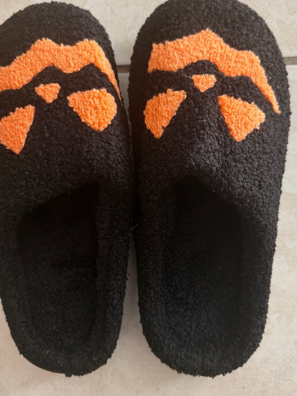 Kids Black Slippers with Orange Accent - Cozy Slip-Ons